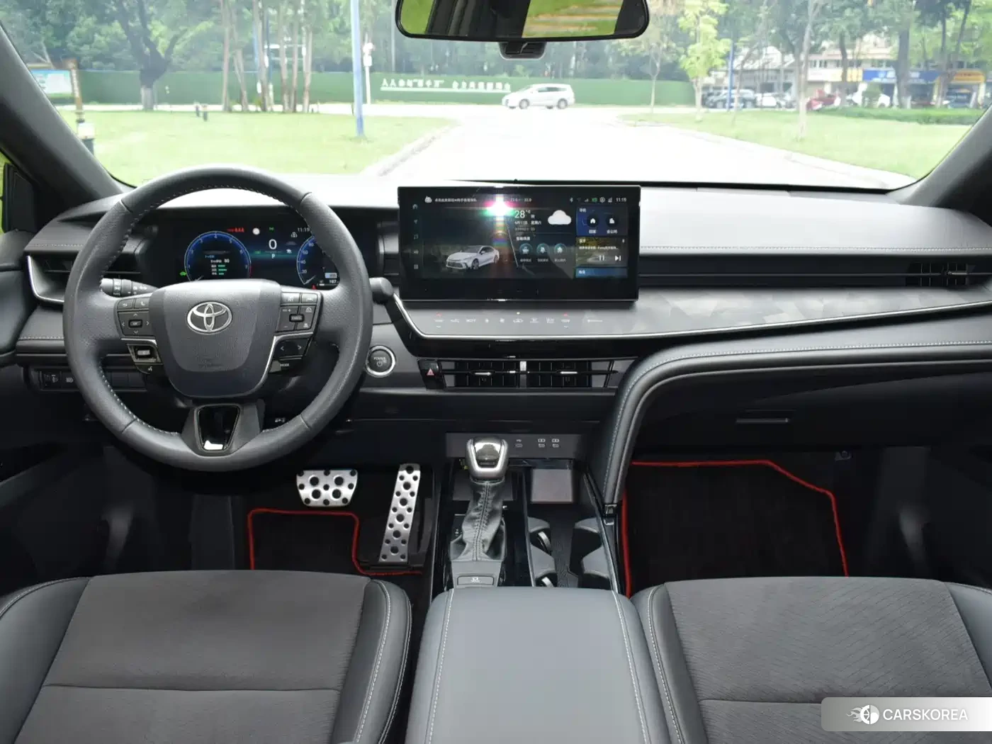 Toyota Camry 2025 Белый из Китая, фото 4