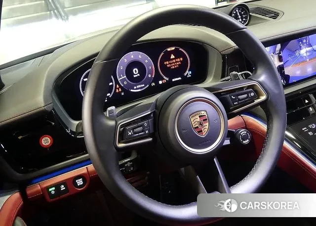 Porsche Panamera (972) 2025 Серебристо-серый из Кореи, фото 4