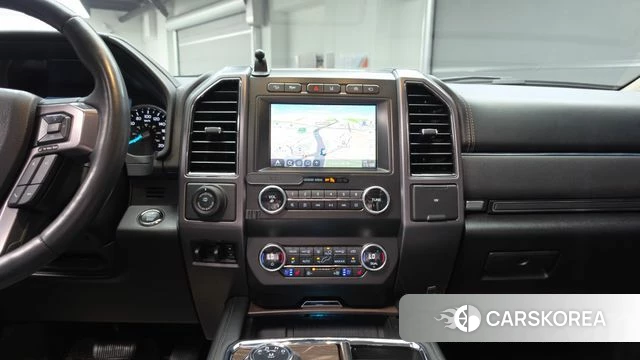 Ford Expeditation 2021 Черный из Кореи, фото 4