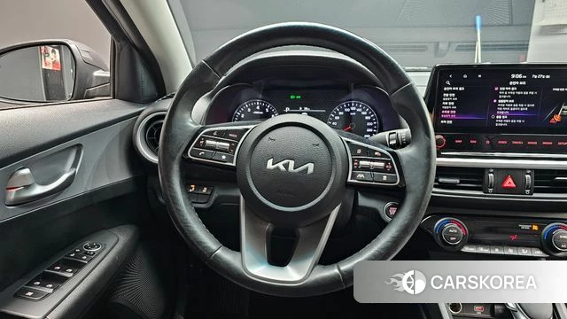 Kia The New K3 2nd generation 2022 Серый из Кореи, фото 4