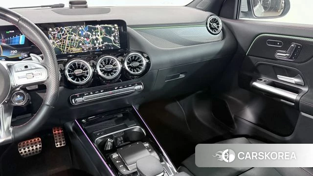 Mercedes-Benz GLA - Class H247 2023 Белый из Кореи, фото 4