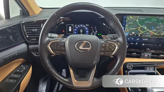 Lexus NX350h Second generation 2023 Черный из Кореи, фото 4