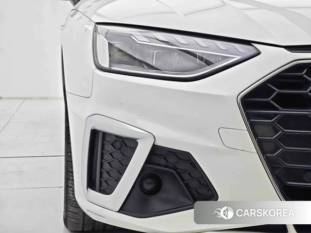 Audi A4L 2023 Белый из Китая, фото 4