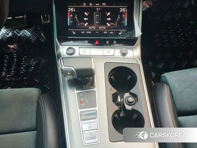 Audi A6 (import) 2021 Черный из Китая, фото 4