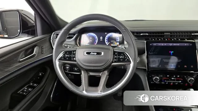 Jeep Grand Cherokee (WL) id 3153622 из Кореи 4