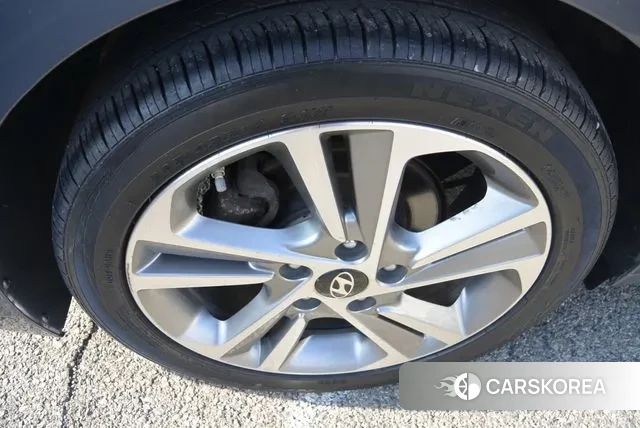 Hyundai Avante AD 2018 Серый из Кореи, фото 4