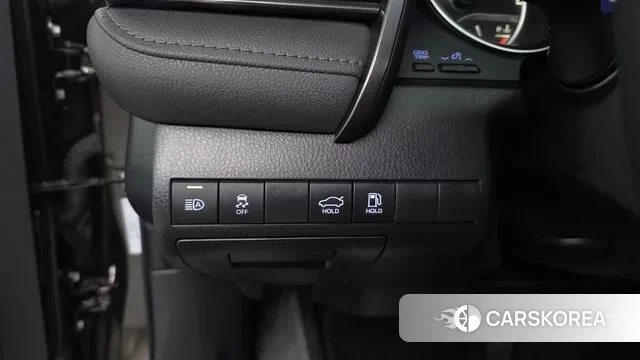 Toyota Camry (XV70) 2023 Коричневый из Кореи, фото 4