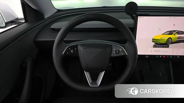 Tesla Model 3 2025 Белый из Кореи, фото 4