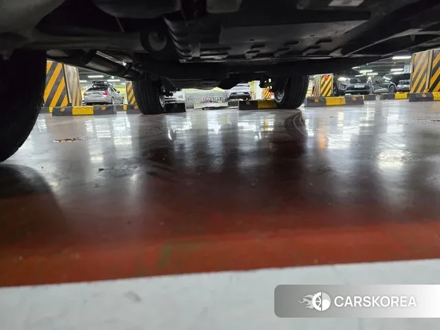 Ford Bronco 6th Generation 2022 Черный из Кореи, фото 4