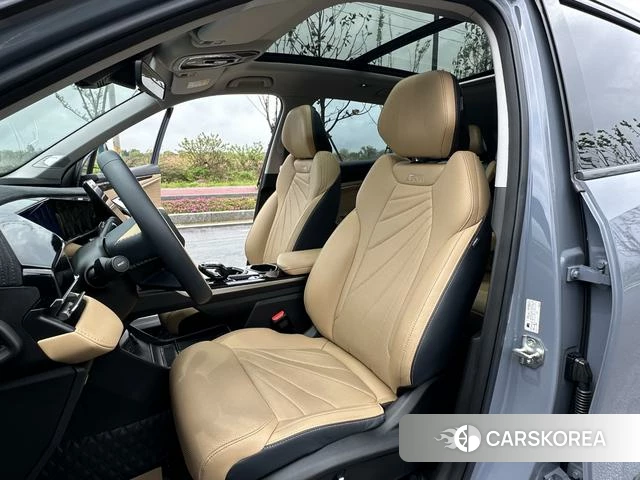 Geely Automobile Boyue L 2024 Синий из Китая, фото 4