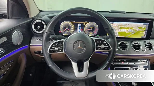 Mercedes-Benz E-Class W213 2018 Серебряный из Кореи, фото 4