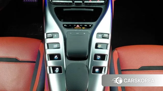 Mercedes-Benz AMG GT 2023 Белый из Кореи, фото 4