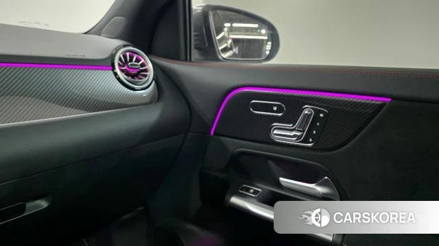 Mercedes-Benz GLA - Class H247 2023 Серый из Кореи, фото 4