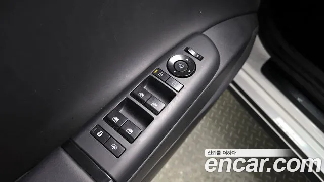 Hyundai Grandeur Hybrid (GN7) 2023 Белый из Кореи, фото 4