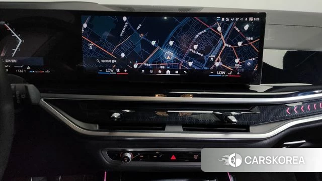 BMW X7 (G07) 2023 Белый из Кореи, фото 4