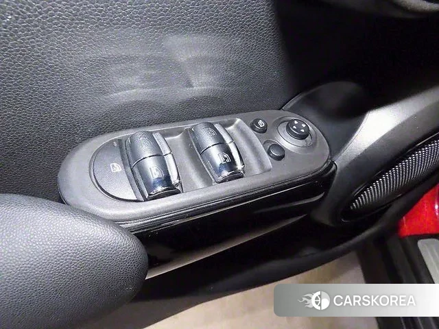 Mini Cooper 2022 Красный из Кореи, фото 4