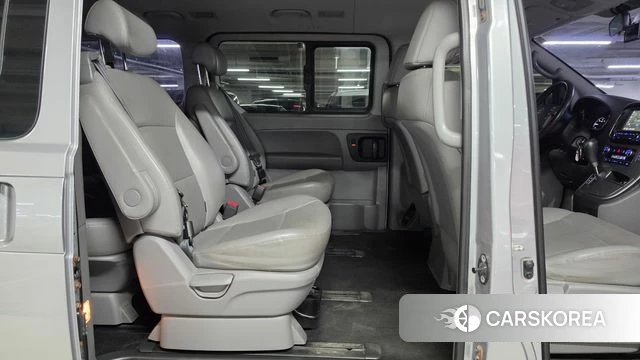 Hyundai The New Grand Starex 2019 Серебристо-серый из Кореи, фото 4