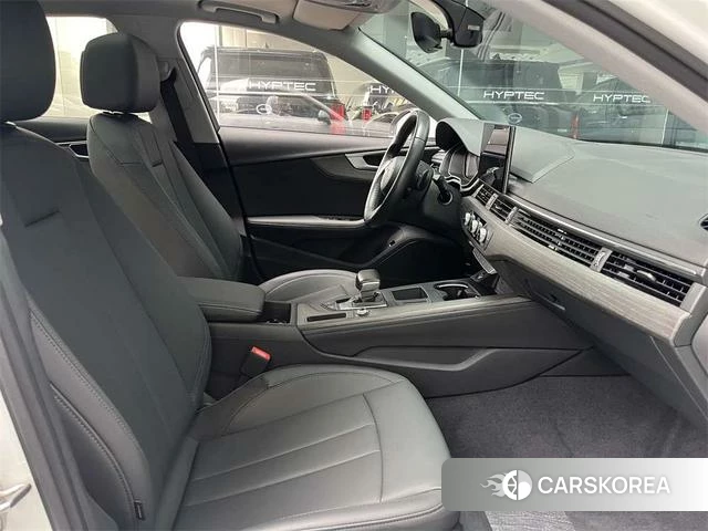 Audi A4L 2022 Белый из Китая, фото 4