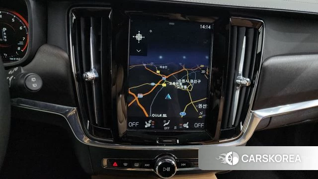 Volvo V90 Cross-Country 2018 Черный из Кореи, фото 4