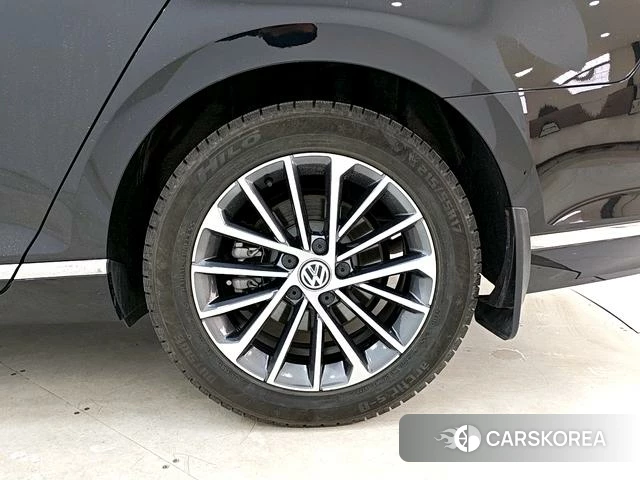 Volkswagen Magotan 2020 Черный из Китая, фото 4
