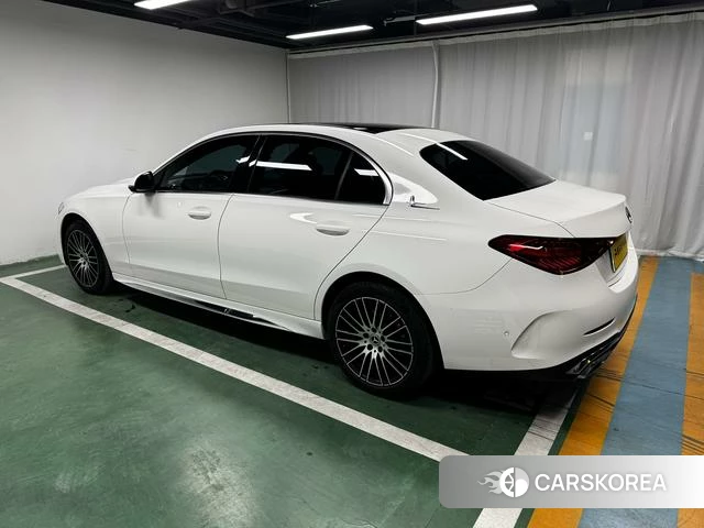 Mercedes-Benz Class C 2023 Белый из Китая, фото 4