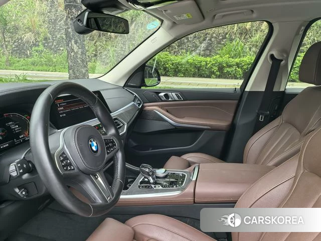 BMW X5 (imported) 2021 Темно-серый из Китая, фото 4