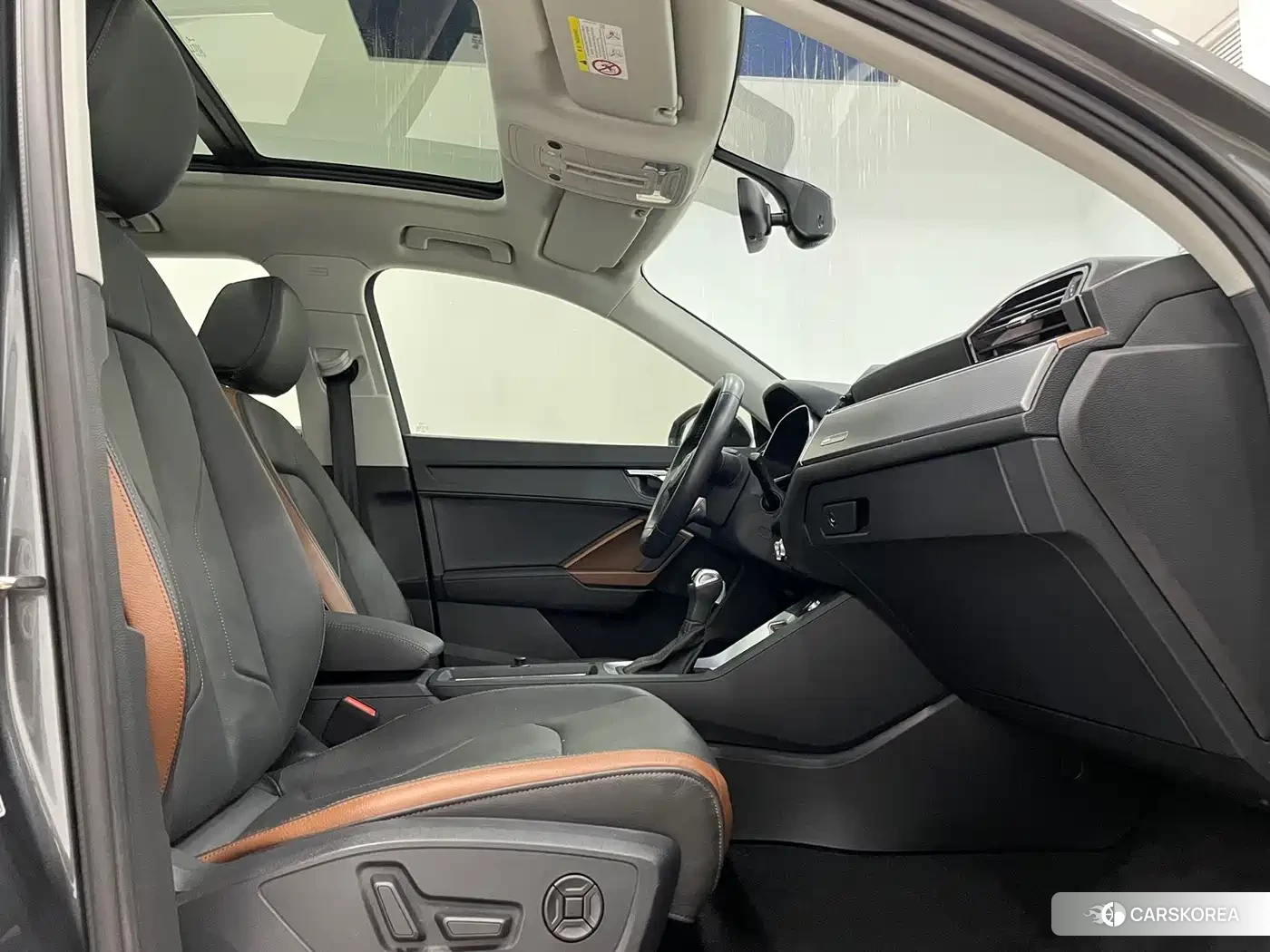 Audi Q3 2022 Silver/gray из Китая, фото 4