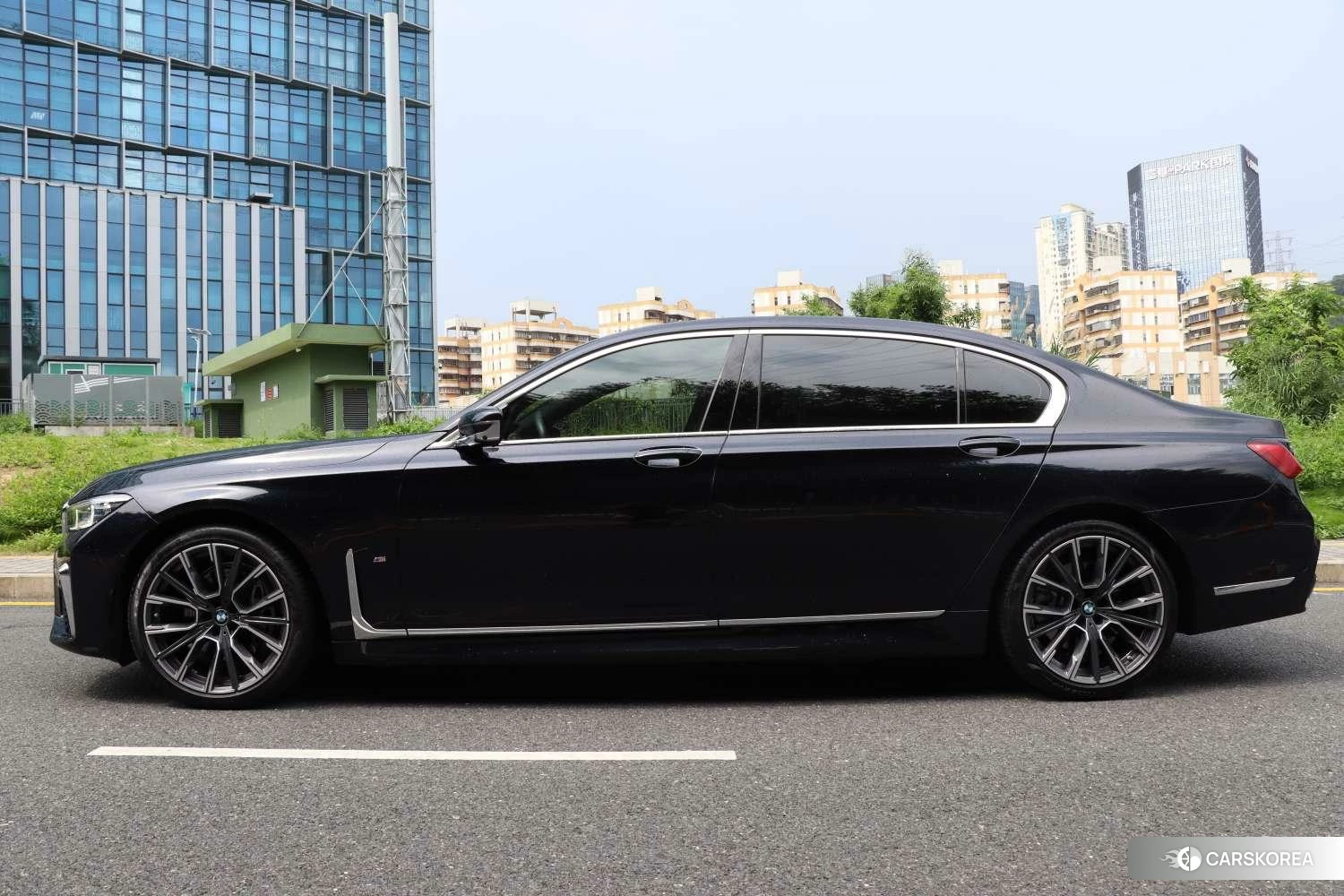 BMW 7 series 2021 Черный из Китая, фото 4