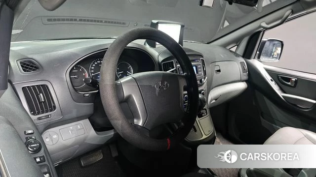 Hyundai The New Grand Starex 2018 Белый из Кореи, фото 4