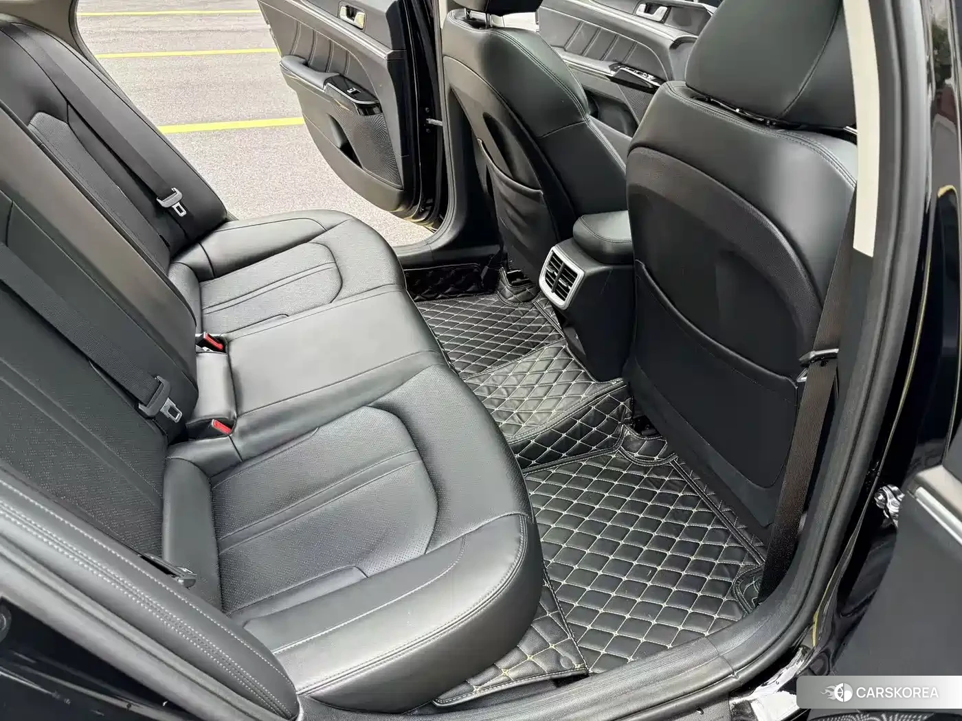 Kia K5 2022 Черный из Китая, фото 4