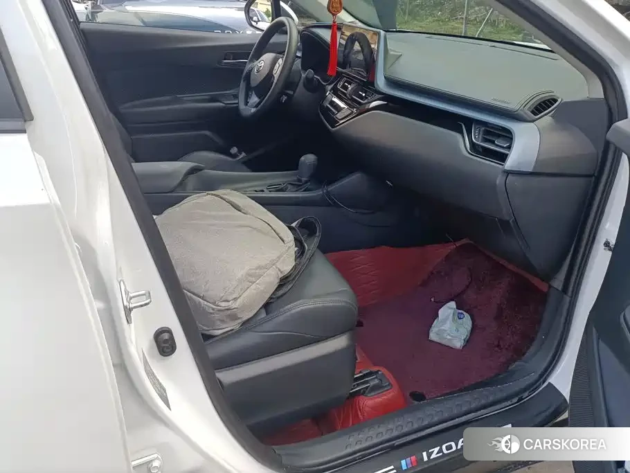 Toyota IZOA 2024 Белый из Китая, фото 4
