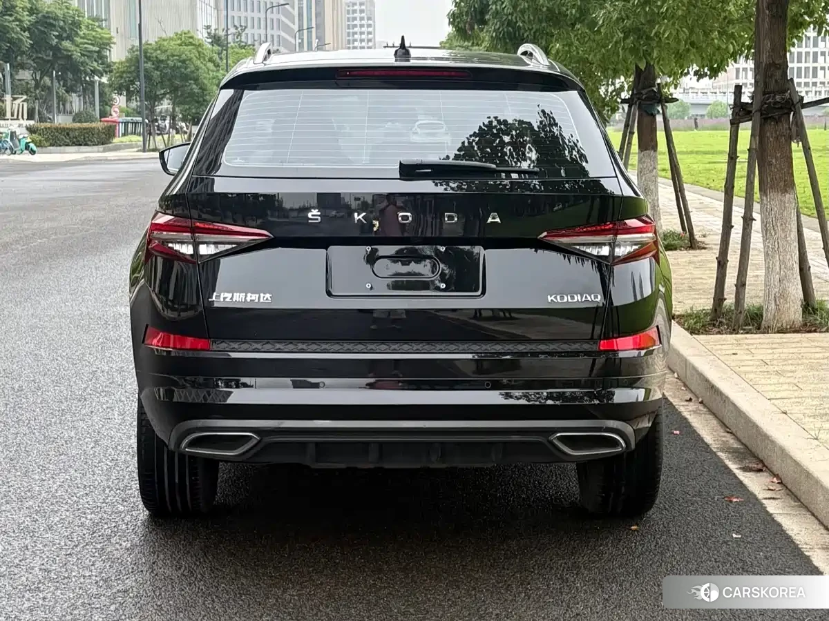 Skoda Kodiak 2022 Черный из Китая, фото 4