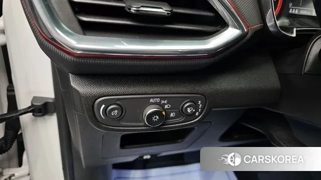 Chevrolet (GM Daewoo) Trailblazer 2020 Белый из Кореи, фото 4