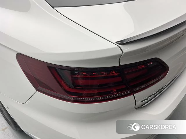 Volkswagen CC 2023 Белый из Китая, фото 4