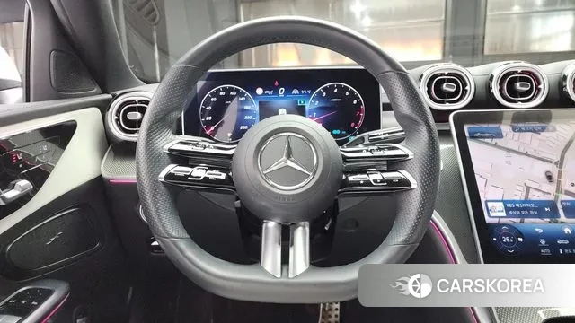 Mercedes-Benz C-Class W206 2022 Белый из Кореи, фото 4