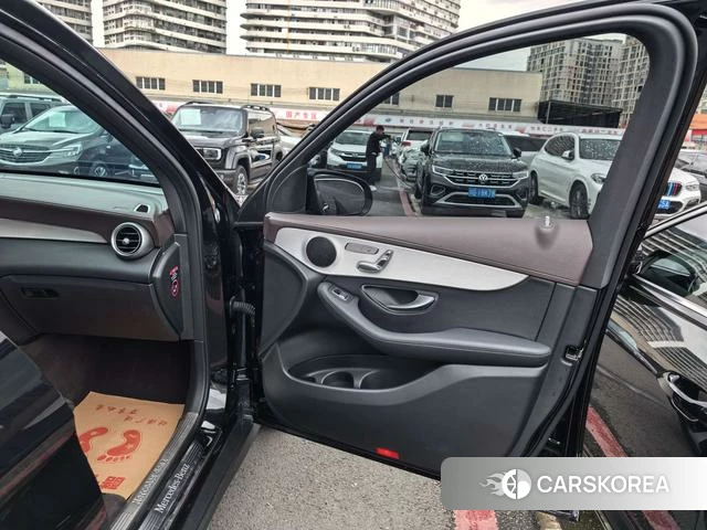 Mercedes-Benz GLC 2022 Черный из Китая, фото 4