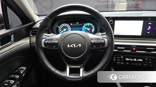 Kia K5 Hybrid 3rd Generation 2023 Черный из Кореи, фото 4