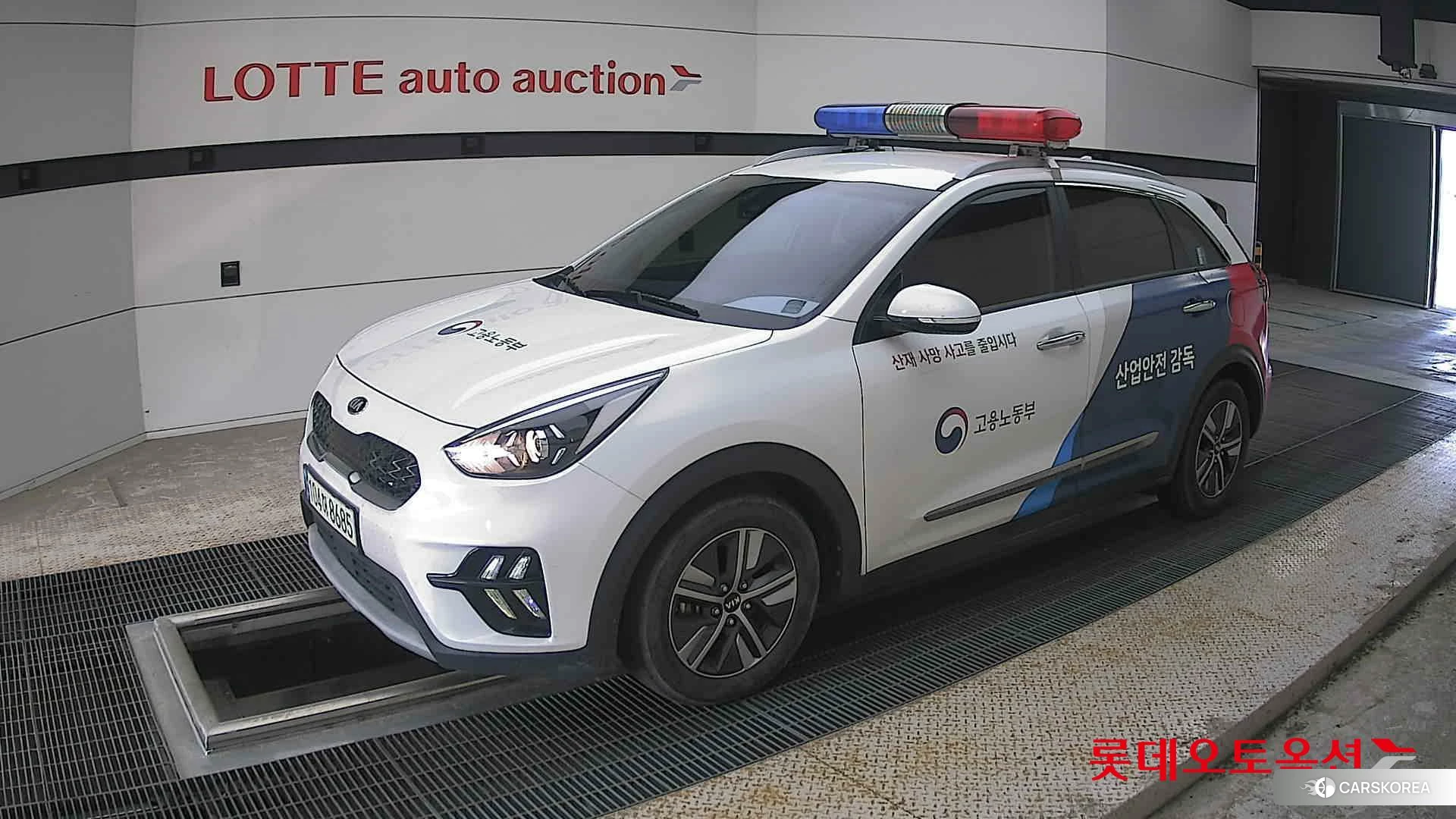 Kia Niro Hybrid 2021 Белый из Кореи, фото 4