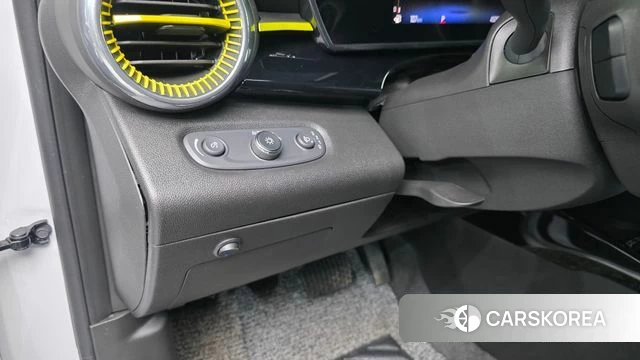 Chevrolet (GM Daewoo) Trax Crossover 2023 Белый из Кореи, фото 4