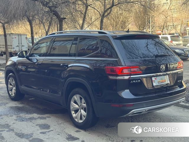 Volkswagen Tourang 2019 Черный из Китая, фото 4