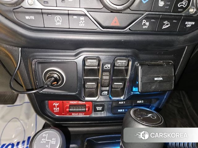 Jeep Wrangler (JL) 2019 Красный из Кореи, фото 4