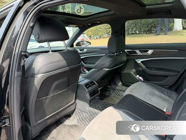 Audi A6L 2023 Черный из Китая, фото 4