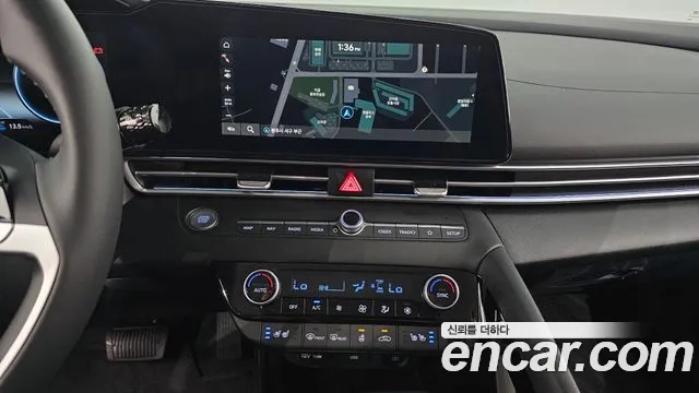 Hyundai Avante (CN7) 2022 Серебристо-серый из Кореи, фото 4