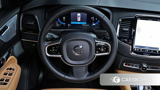 Volvo XC90 second Generation 2023 Белый из Кореи, фото 4