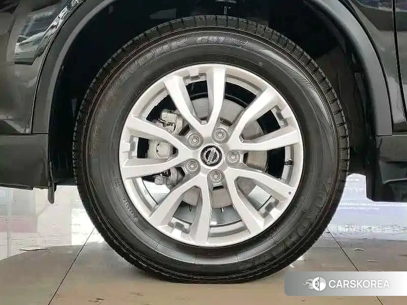 Новый Nissan X-Trail 2026 Черный из Китая, фото 4