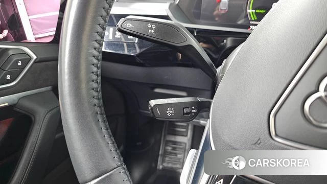 Audi e-Tron 2021 Белый из Кореи, фото 4
