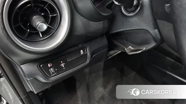 Kia The New K3 2nd generation 2022 Серебряный из Кореи, фото 4