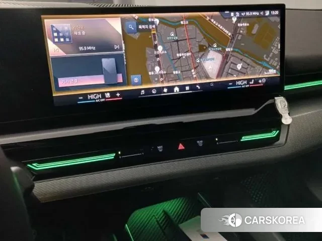 BMW 5 Series (G60) 2024 Белый из Кореи, фото 4