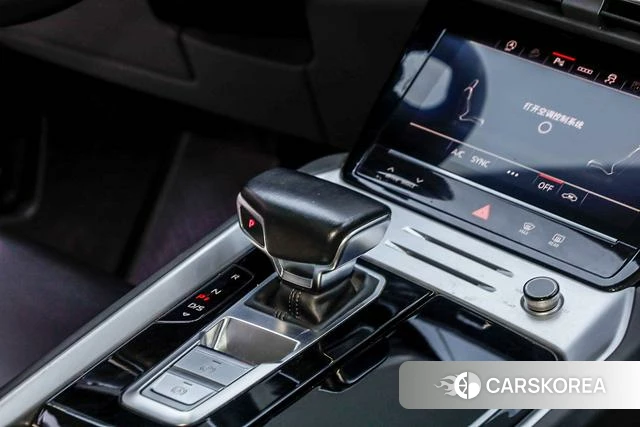 Audi Q6 2024 Черный из Китая, фото 4