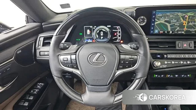 Lexus ES300h 7th generation 2025 Серый из Кореи, фото 4